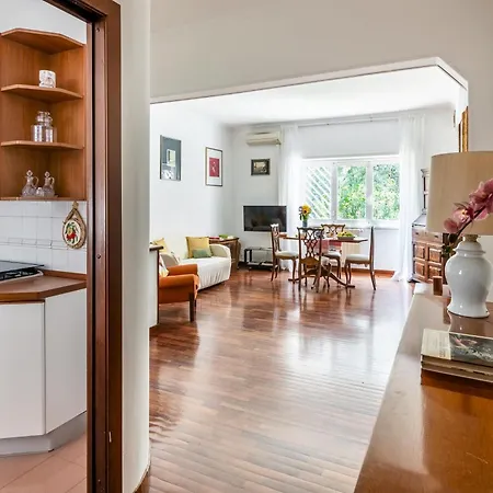 Anna Luxury Salario Parioli Rom